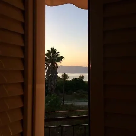 Maistrali Pefki (Evia)